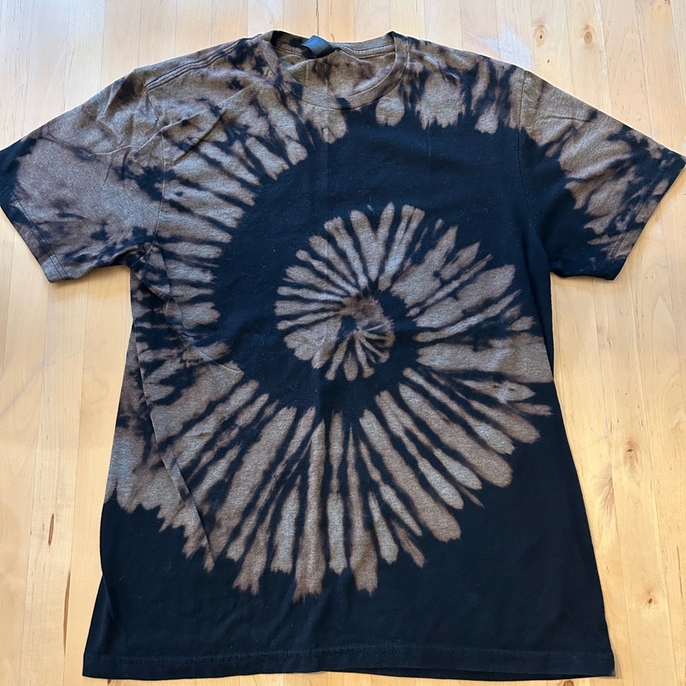 Black and Brown Tie-Dye Shirt
